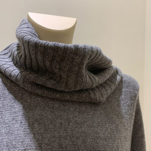 Alternative view of Maglia con collo removibile Corte dei Gonzaga