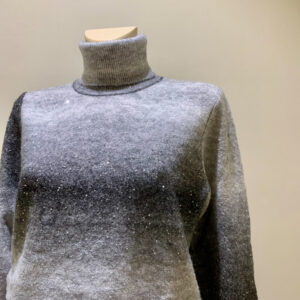 Dolcevita in paillettes grigio Diana Gallesi - immagine 3