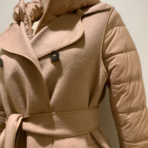 Alternative view of Piumino lungo  con gilet Diana Gallesi