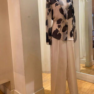 Alternative view of Blusa panna e nero Diana Gallesi